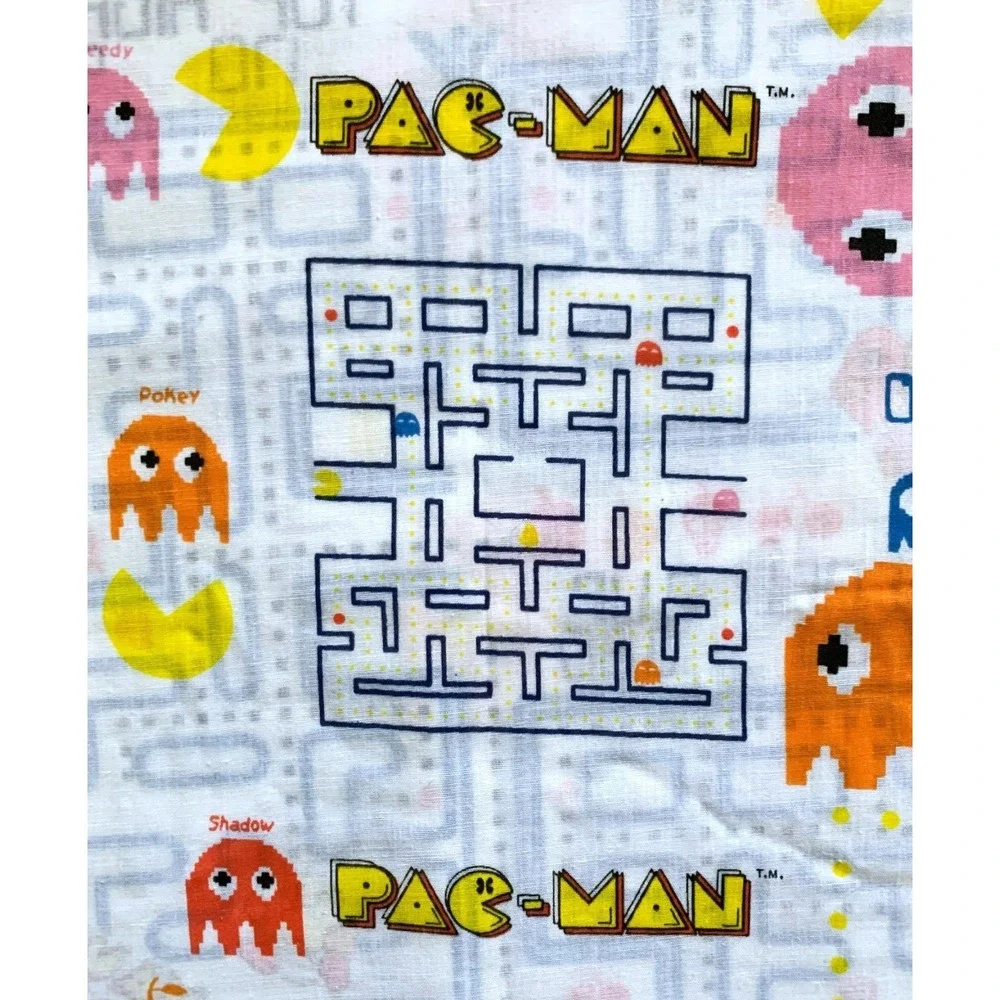 Pac-Man 2-Print Maze Design Long Curtain Panel 128